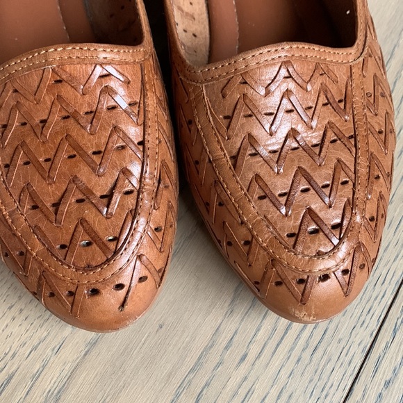 Truffles leather huaraches - Picture 3 of 8